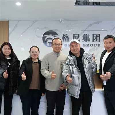 Chinesischer Kunde besucht GNEE und unterzeichnet Großauftrag für C71500 CuNi...